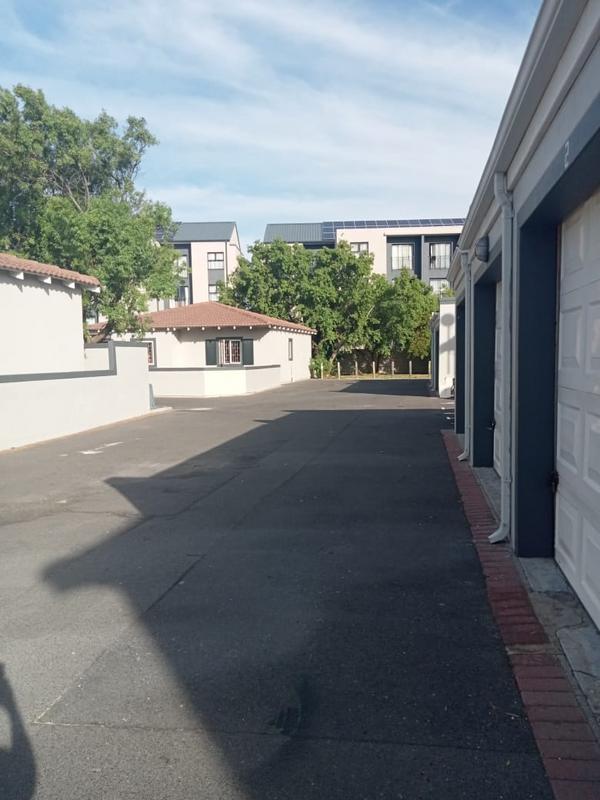 To Let 2 Bedroom Property for Rent in Parklands Western Cape